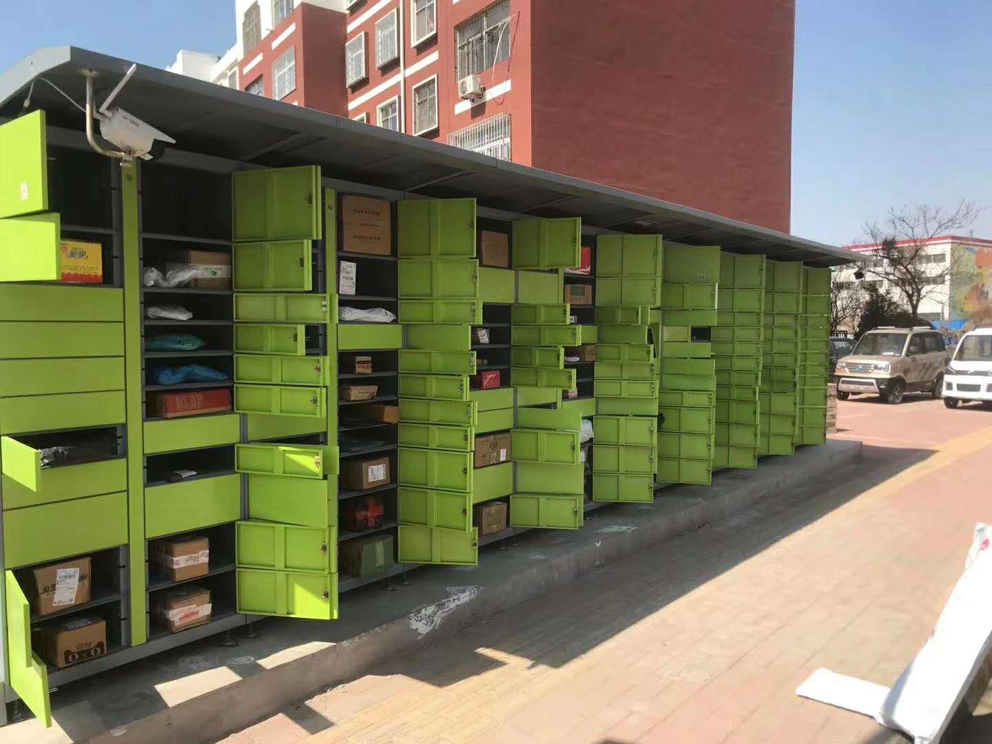 快遞小哥為什么會為快遞柜買單？